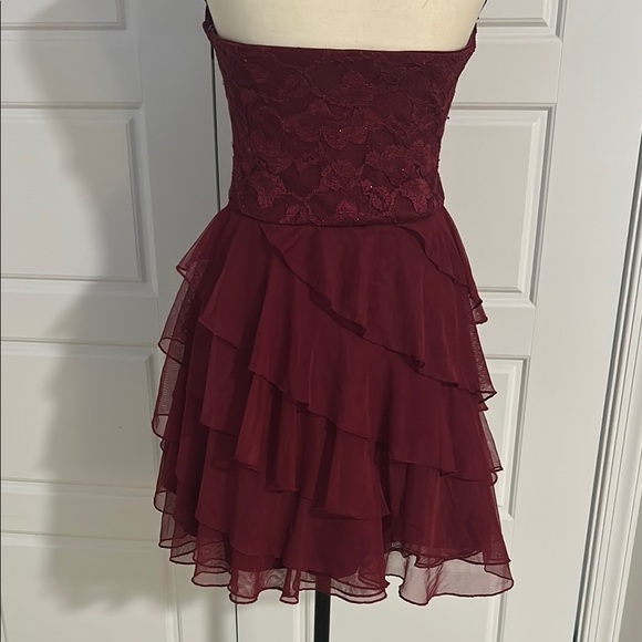 Love Reign Vintage Y2K Strapless Prom Dress Sweetheart Neckline Lace Ruffle - Picture 5 of 10